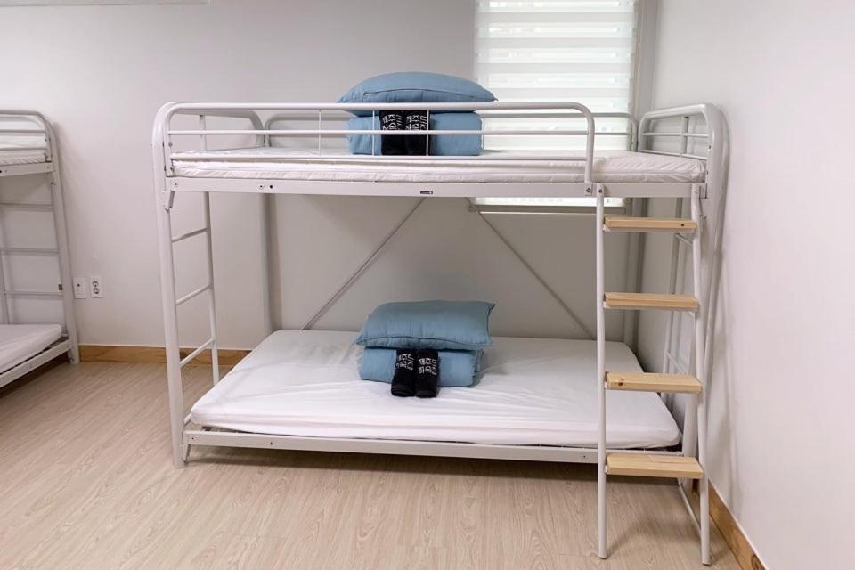 Jeju Guesthouse Oedo-dong ภายนอก รูปภาพ