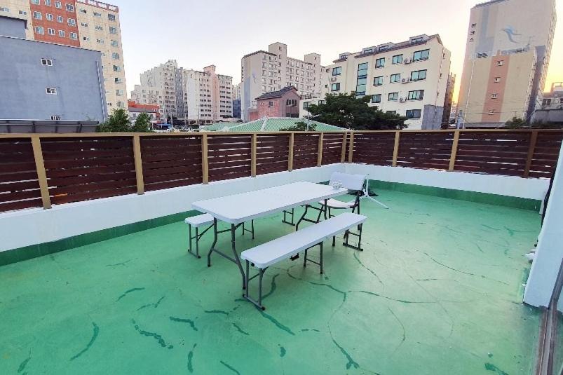 Jeju Guesthouse Oedo-dong ภายนอก รูปภาพ