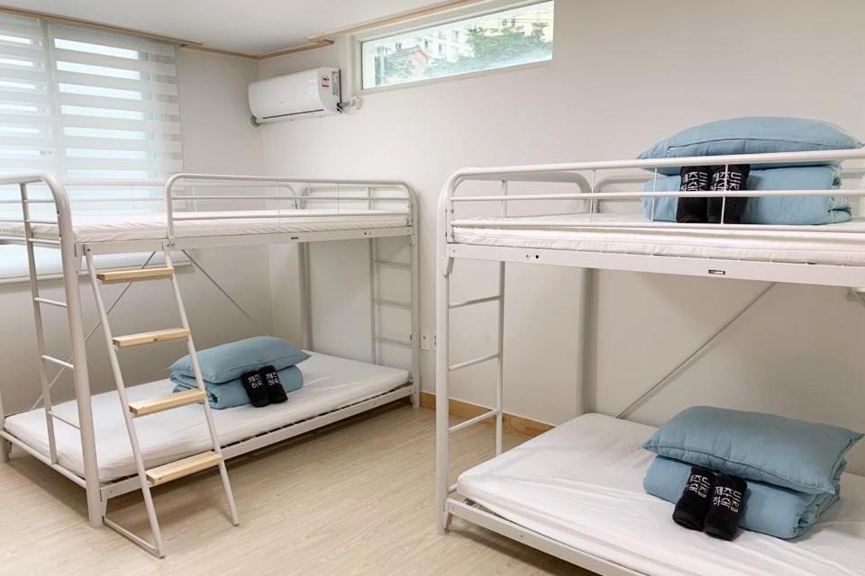 Jeju Guesthouse Oedo-dong ภายนอก รูปภาพ
