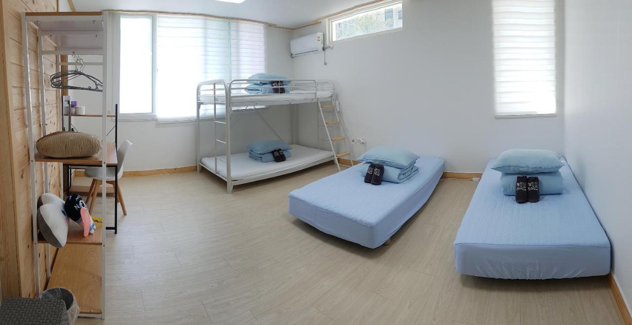 Jeju Guesthouse Oedo-dong ภายนอก รูปภาพ